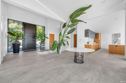 Photo 11 at 535 Craigmohr Drive, Glenmore, West Vancouver