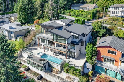Photo 39 at 535 Craigmohr Drive, Glenmore, West Vancouver