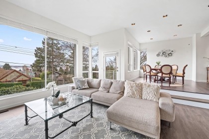 Photo 7 at 2135 Lawson Avenue, Dundarave, West Vancouver