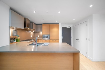 Photo 2 at 311 - 7228 Adera Street, South Granville, Vancouver West