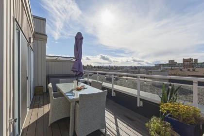 Photo 3 at 404 - 2768 Cranberry Drive, Kitsilano, Vancouver West