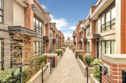 Photo 5 at 5 - 338 W 64 Avenue, Marpole, Vancouver West