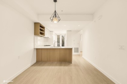 Photo 11 at 5 - 338 W 64 Avenue, Marpole, Vancouver West