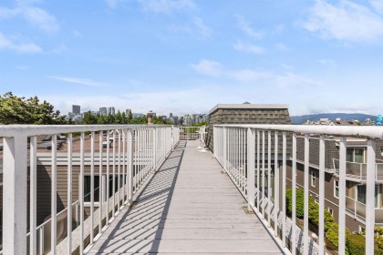 Photo 22 at 102 - 725 W 7th Avenue, Fairview VW, Vancouver West