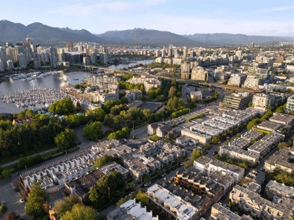 Photo 28 at 102 - 725 W 7th Avenue, Fairview VW, Vancouver West