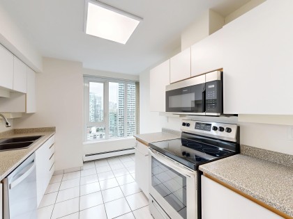 Photo 10 at 2004 - 1020 Harwood Street, West End VW, Vancouver West