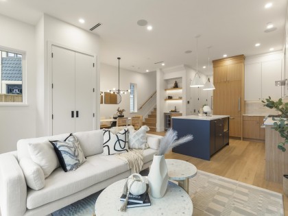 Photo 4 at 1 - 3919 W 18th Avenue, Dunbar, Vancouver West