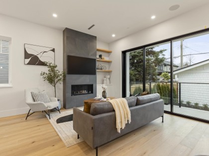 Photo 5 at 2 - 3919 W 18th Avenue, Dunbar, Vancouver West