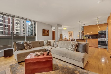 Photo 2 at 1404 - 819 Hamilton Street, Downtown VW, Vancouver West