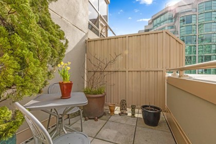 Photo 12 at 1404 - 819 Hamilton Street, Downtown VW, Vancouver West