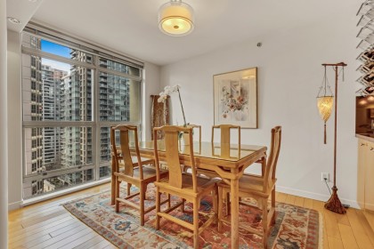 Photo 10 at 1404 - 819 Hamilton Street, Downtown VW, Vancouver West