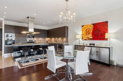 Photo 5 at TH102 - 1139 W Cordova Street, Coal Harbour, Vancouver West