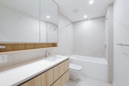 Photo 12 at 871 33 Avenue, Cambie, Vancouver West