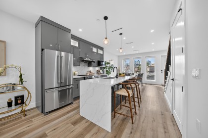 Photo 9 at 514 W 60th Avenue, Marpole, Vancouver West