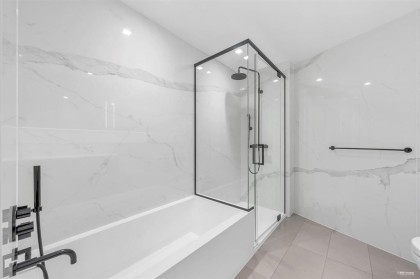 Photo 22 at 1602 - 620 Cardero Street, Coal Harbour, Vancouver West