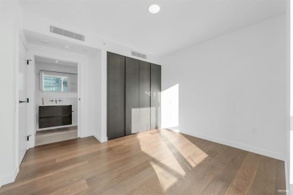 Photo 24 at 1602 - 620 Cardero Street, Coal Harbour, Vancouver West