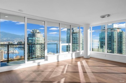 Photo 4 at 1602 - 620 Cardero Street, Coal Harbour, Vancouver West