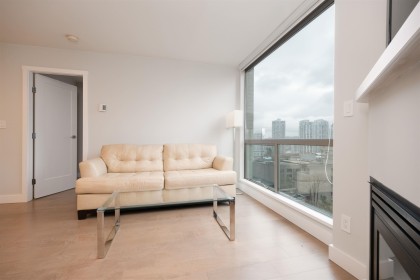 Photo 6 at 1006 - 928 Richards Street, Yaletown, Vancouver West