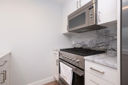 Photo 12 at 1006 - 928 Richards Street, Yaletown, Vancouver West