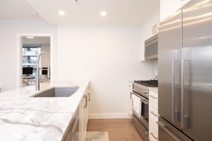 Photo 9 at 1006 - 928 Richards Street, Yaletown, Vancouver West