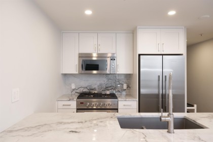 Photo 11 at 1006 - 928 Richards Street, Yaletown, Vancouver West