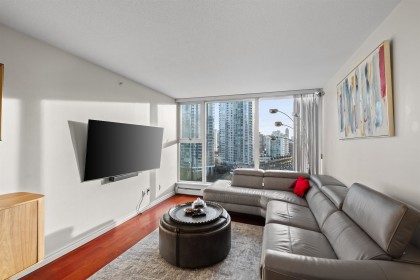 Photo 6 at 1507 - 1008 Cambie Street, Yaletown, Vancouver West