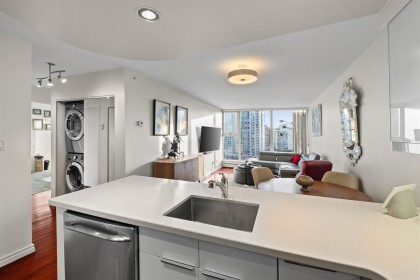 Photo 13 at 1507 - 1008 Cambie Street, Yaletown, Vancouver West