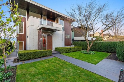 Photo 2 at 2705 W 30th Avenue, MacKenzie Heights, Vancouver West