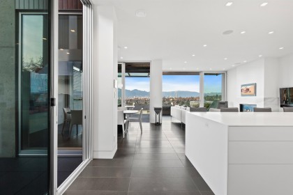 Photo 6 at 2705 W 30th Avenue, MacKenzie Heights, Vancouver West