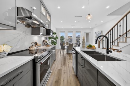 Photo 9 at 516 W 60th Avenue, Marpole, Vancouver West