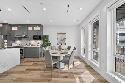 Photo 11 at 516 W 60th Avenue, Marpole, Vancouver West