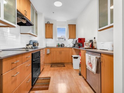 Photo 6 at 102 - 3349 Dunbar Street, Dunbar, Vancouver West