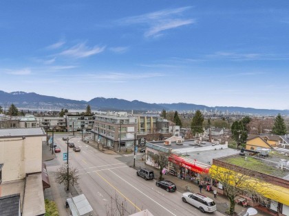 Photo 19 at 102 - 3349 Dunbar Street, Dunbar, Vancouver West