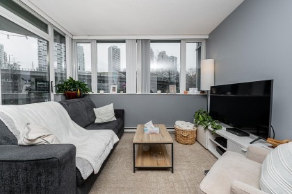 Photo 27 at 301 - 583 Beach Crescent, Yaletown, Vancouver West