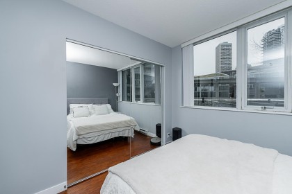 Photo 7 at 301 - 583 Beach Crescent, Yaletown, Vancouver West