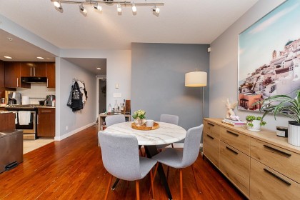 Photo 10 at 301 - 583 Beach Crescent, Yaletown, Vancouver West