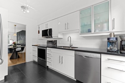 Photo 4 at 1286 W 7th Avenue, Fairview VW, Vancouver West