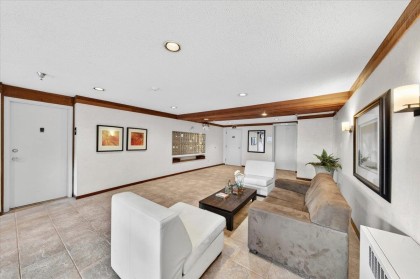 Photo 27 at 403 - 1340 Duchess Avenue, Ambleside, West Vancouver