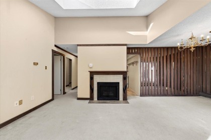 Photo 12 at 403 - 1340 Duchess Avenue, Ambleside, West Vancouver