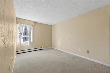 Photo 25 at 403 - 1340 Duchess Avenue, Ambleside, West Vancouver