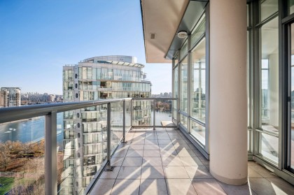 Photo 26 at 1903 - 1515 Homer Mews, Yaletown, Vancouver West