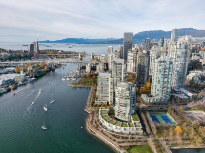 Photo 1 at 1903 - 1515 Homer Mews, Yaletown, Vancouver West