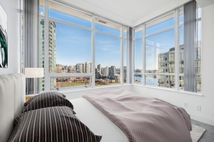 Photo 8 at 1903 - 1515 Homer Mews, Yaletown, Vancouver West