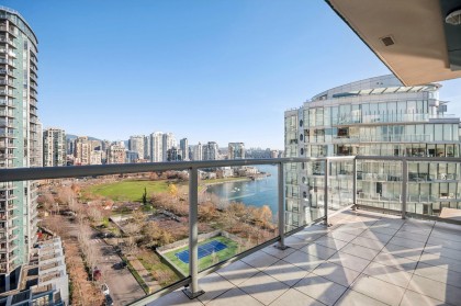 Photo 25 at 1903 - 1515 Homer Mews, Yaletown, Vancouver West