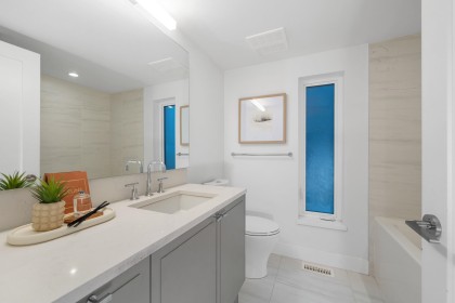 Photo 20 at 7615 Yukon Street, Marpole, Vancouver West