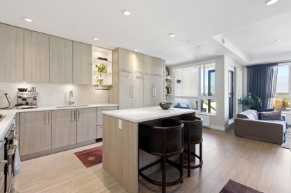 Photo 7 at 303 - 707 E 3rd Street, Queensbury, North Vancouver