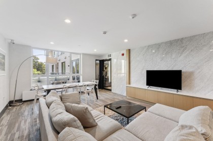 Photo 30 at 303 - 707 E 3rd Street, Queensbury, North Vancouver