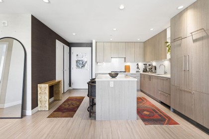 Photo 8 at 303 - 707 E 3rd Street, Queensbury, North Vancouver