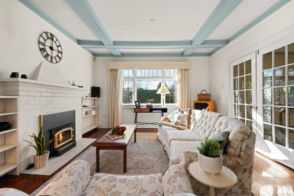 Photo 5 at 1376 11th Street, Sentinel Hill, West Vancouver