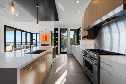 Photo 11 at 4799 Clovelly Walk, Caulfeild, West Vancouver